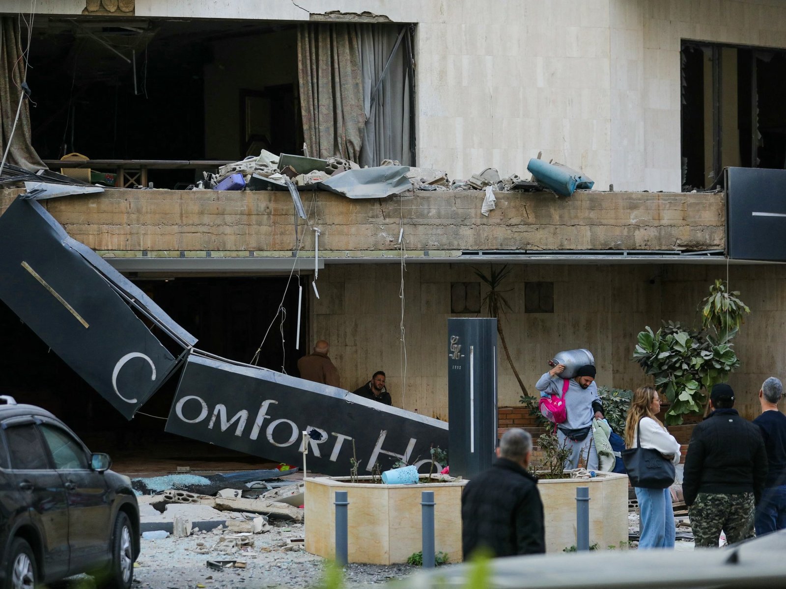 Israeli Airstrike on Beirut Hotel Claims Four Lives