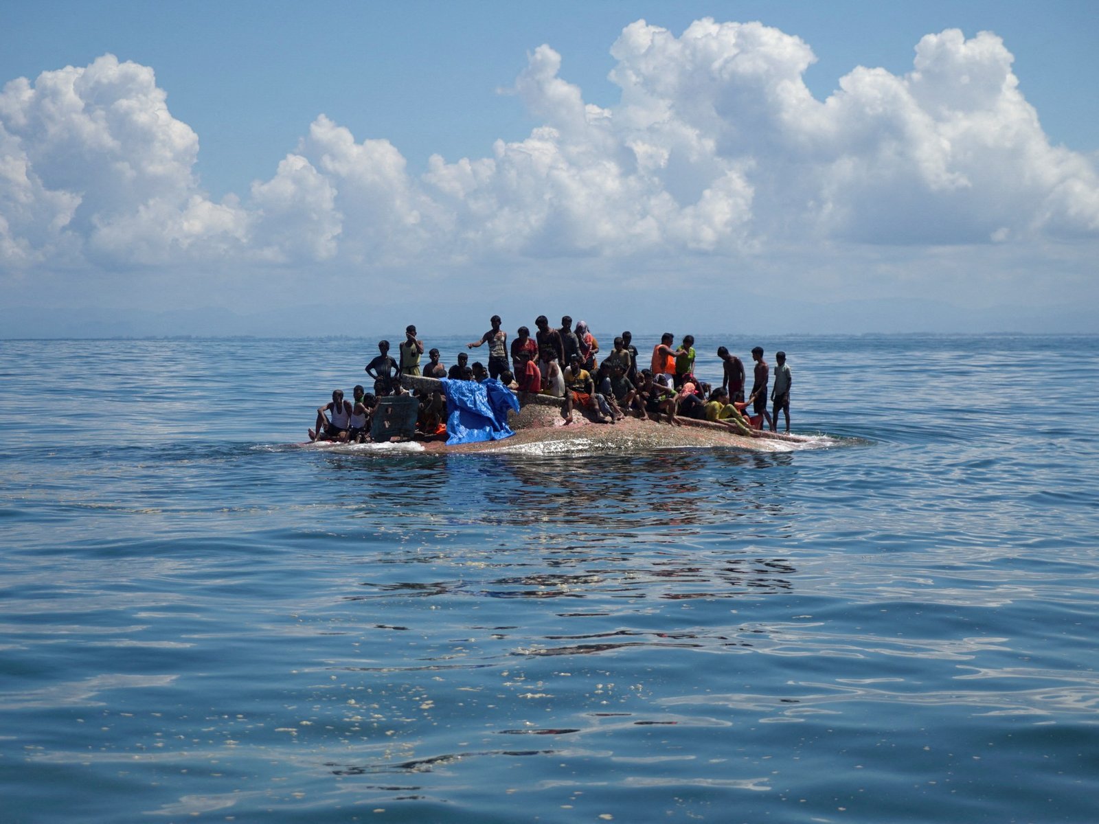UNHCR Reports Record Number of Rohingya Refugee Deaths at Sea Last Year
