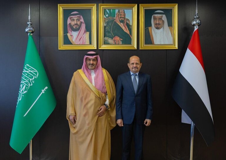 Premier and Foreign Minister Commend Saudi Arabia's Support for Yemen and Its People