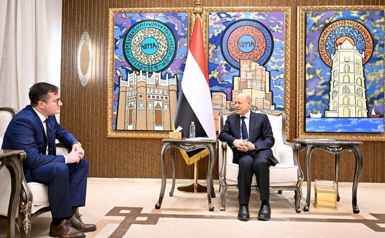 President al-Alimi Commends Ongoing Progress in Yemeni