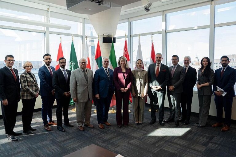 Yemen's Ambassador Engages with Canada's Industry Minister on Enhancing Economic, Trade, and Investment Collaborations