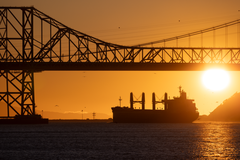 Somali Official Claims Yemenis Involved in Tanker Hijacking Near Shabwa