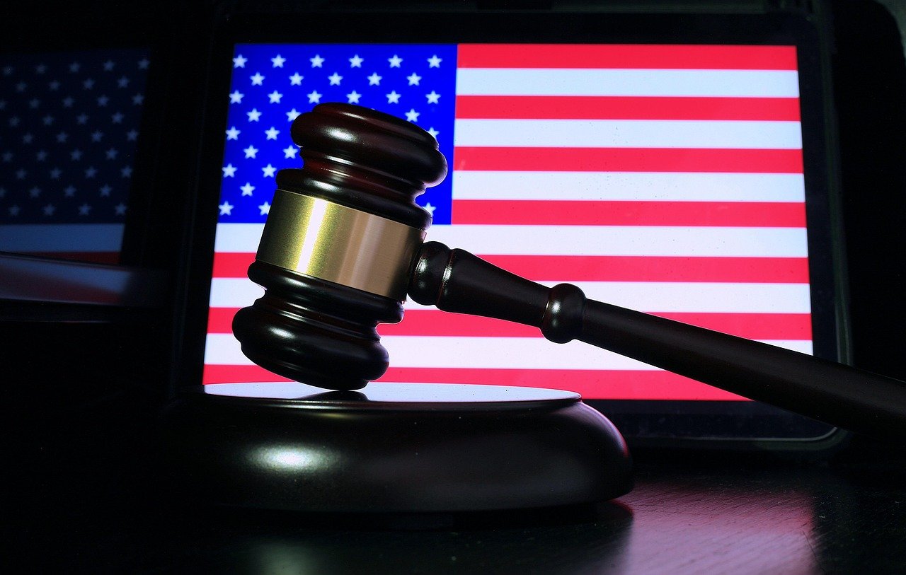 Federal Judge Blocks USCIS Policies Targeting Immigrants From 39 Countries
