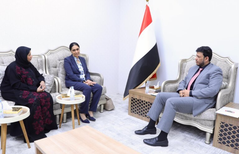 Latest developments discussed by British Ambassador and Dr. Abdullah al-Alimi.