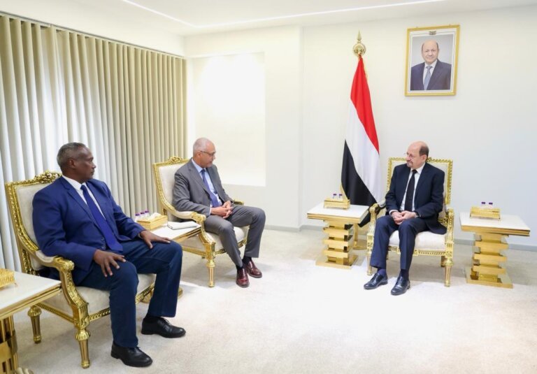 Humanitarian response and development transition discussed by UN official with PM Zindani.