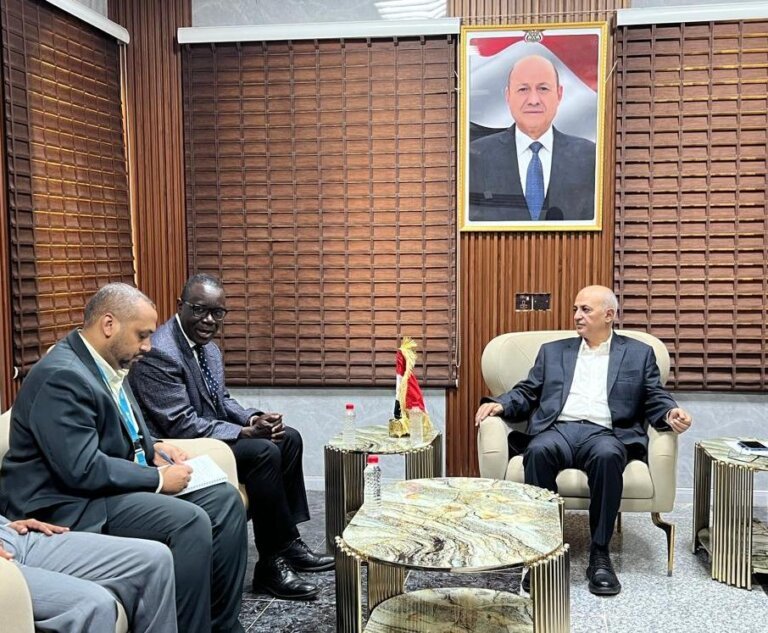 Support for water and sanitation sector discussed by UNICEF official and Water Minister.