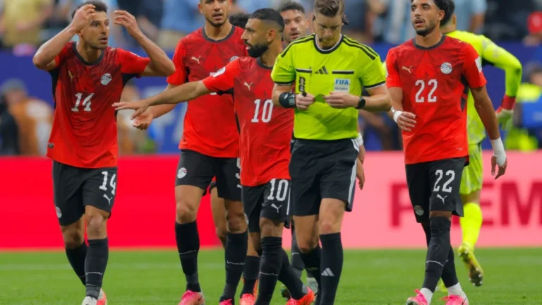 Late Argentina Comeback Sinks Egypt 3-2 in World Cup Last 16 Amid Refereeing Row