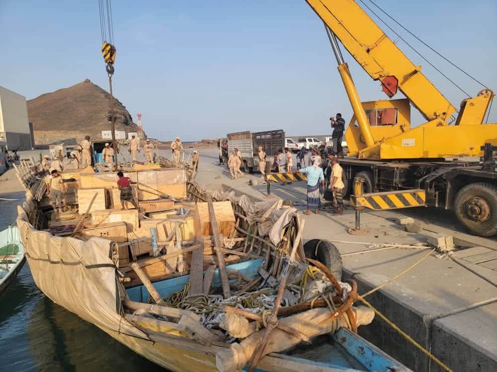 Shipment of weapons-manufacturing materials for Houthis seized by Al-Amaliqa Brigades in B