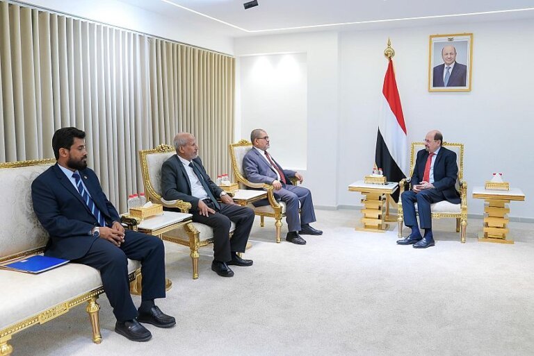 Responsibility for Derailing Peace Efforts Lies with Houthis, Says Prime Minister