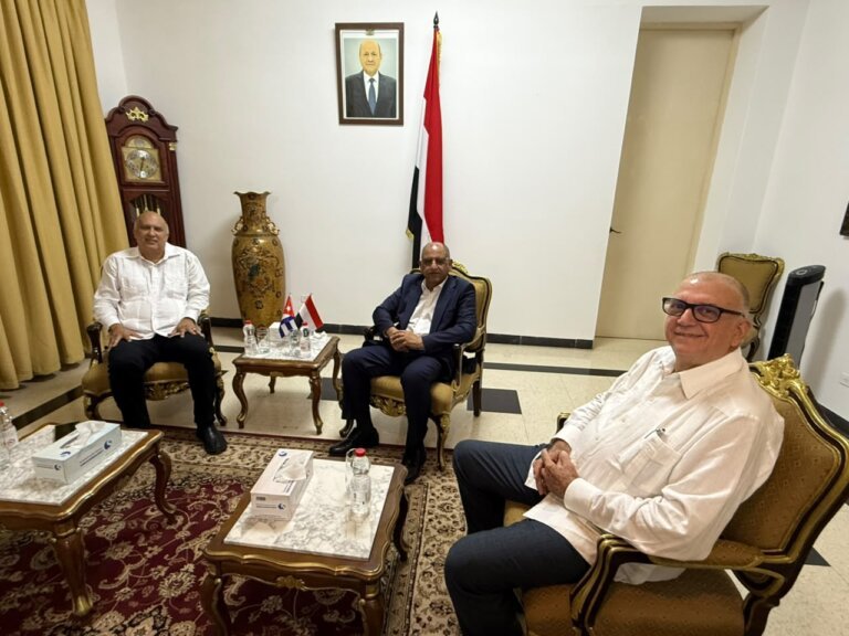 Yemen's ambassador to Cuba Mohammed Nasher meets Cuban foreign ministry official Carlos Hernandez in Havana