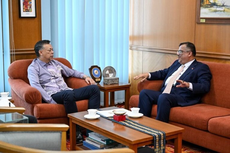 Yemen's ambassador to Malaysia in talks with a Malaysian foreign ministry official at Wisma Putra in Putrajaya