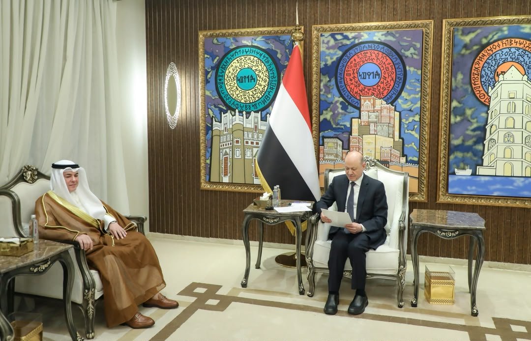 Yemen's Presidential Leadership Council chairman Rashad al-Alimi meets Kuwait's ambassador to Yemen, Falah al-Mutairi, in Riyadh.