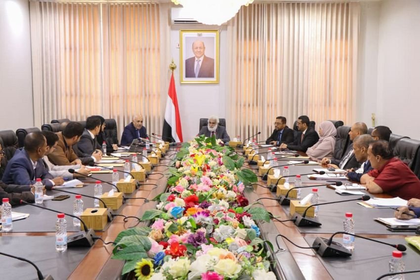 Officials seated around a long conference table at the first meeting of Yemen's 2027-2029 development plan committee in Aden